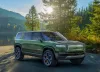 Tesla Model Y vs Rivian R1S: Which EV Stands Out? An Expert Review