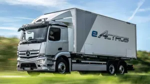 Tesla Semi vs Mercedes-Benz eActros: A Comprehensive Expert Look at Their Differences