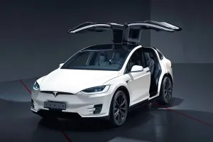 Tesla Model S vs Tesla Model X: Expert Guide to Comparing Design and Technology