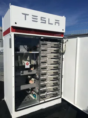Tesla Powerpack: An Expert Breakdown and Full Guide