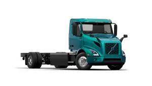 Tesla Semi vs Volvo VNR Electric: How They Stack Up – Expert Analysis on Features and Performance